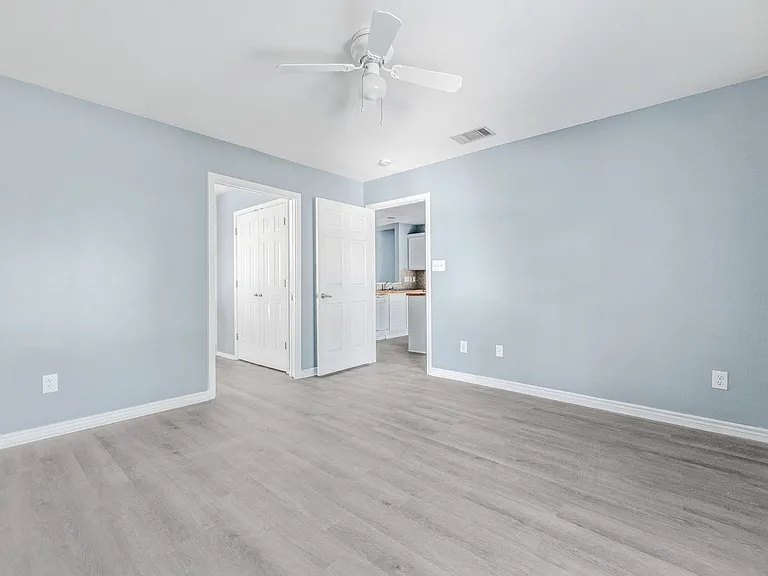 805 N Main St #108 — Photo 56
