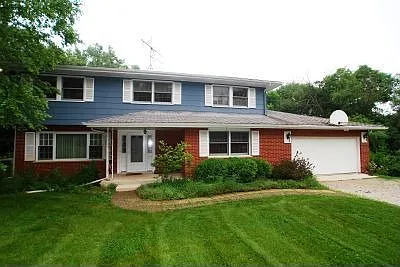 36W514 Ferson Creek Rd photo 1