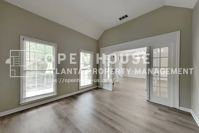 423 Evans Mill Dr — Photo 5