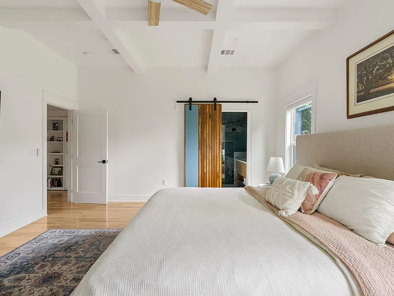 4327 Harby St — Photo 15