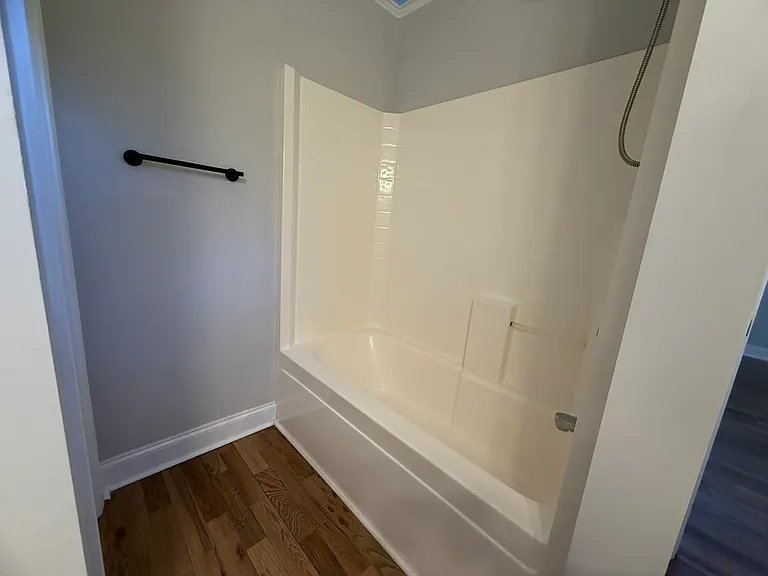 8006 Hemby Wood Dr — Photo 33