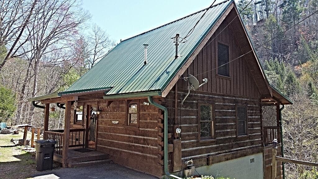 2922 Lightfoot Way, Sevierville, TN 37862 Zillow