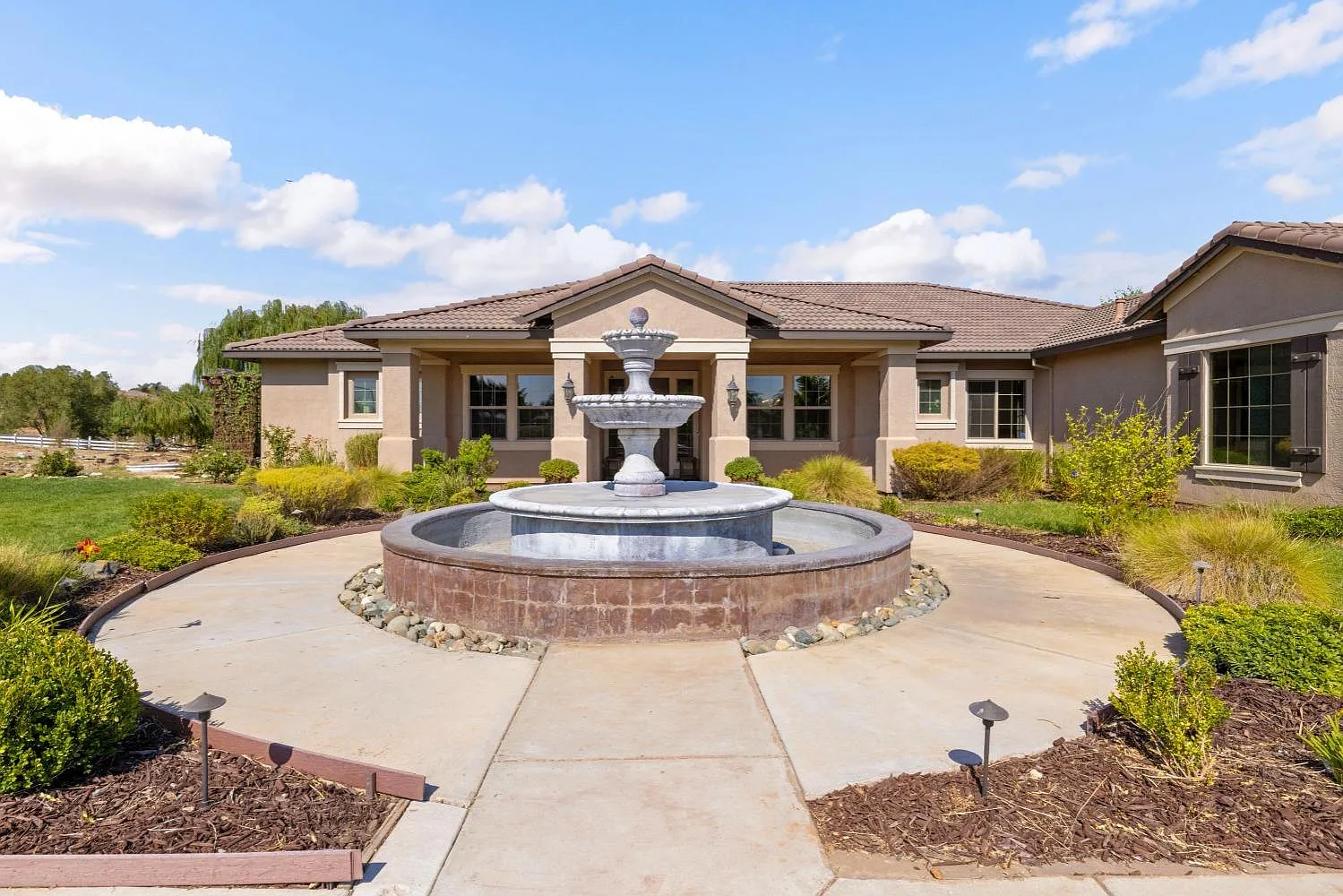 11845 Trailrider Ct photo 1