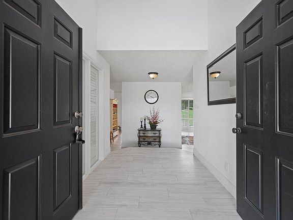 4th image of 11875 Pebblewood Dr #201