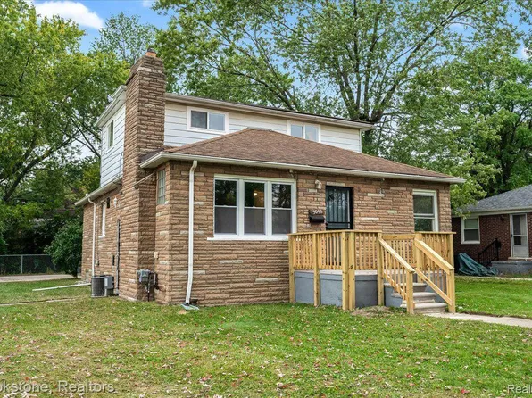 3098 Niagra St, Wayne, MI 48184