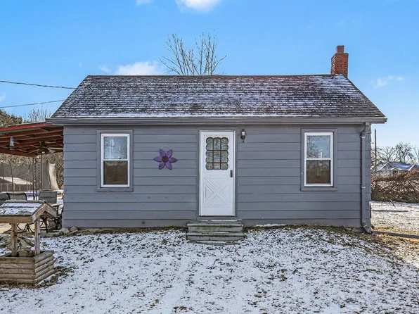 1124 Fitchburg Rd, Stockbridge, MI 49285