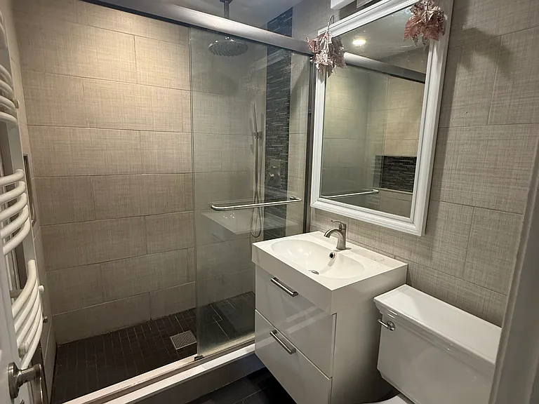 211 Bradford Ave — Photo 8