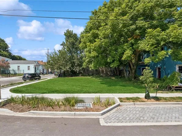 1401 Mandeville St, New Orleans, LA 70117