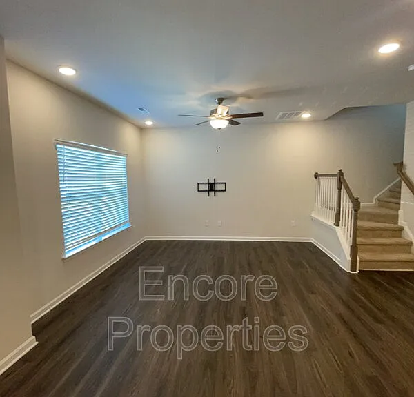 908 Robbie Jackson Ln — Photo 7