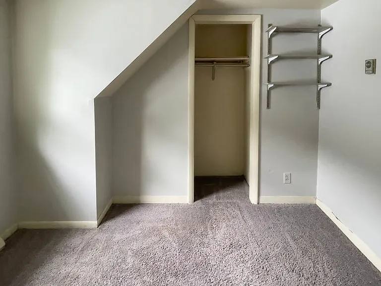 815 W University Ave — Photo 12