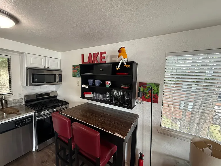 18126 E Duwamish Dr #18 — Photo 16
