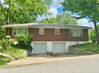 11122 E 20th St S, Independence, MO 64052