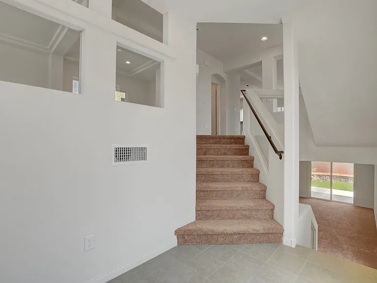 9824 Grey Sands St — Photo 2