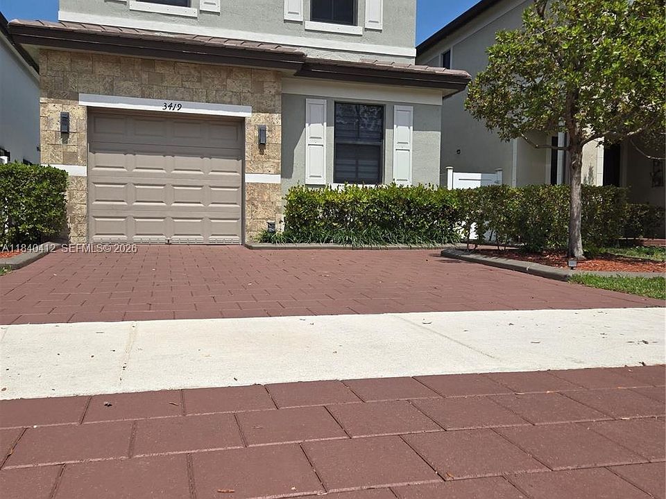 1st image of 3419 W 109th Pl