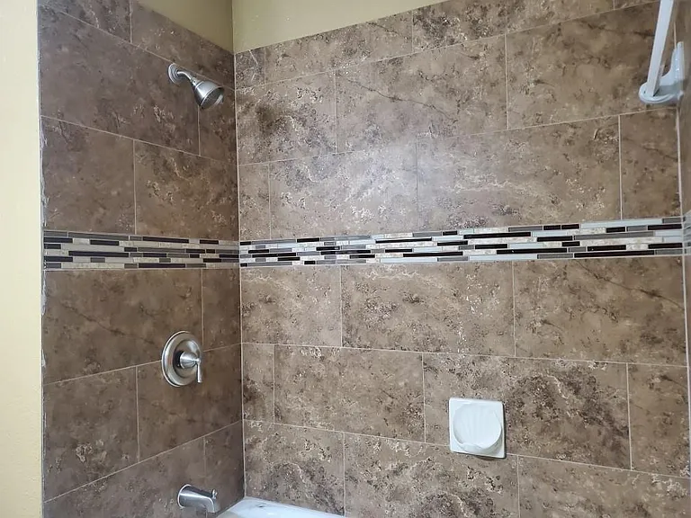 8507 Lorna St — Photo 4