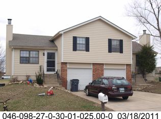 1721 W Spruce St, Olathe, KS 66061
