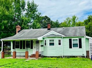 611 Highland Ct, Newport News, VA 23605
