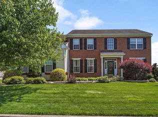 14 Allsmeer Dr, West Grove, PA 19390