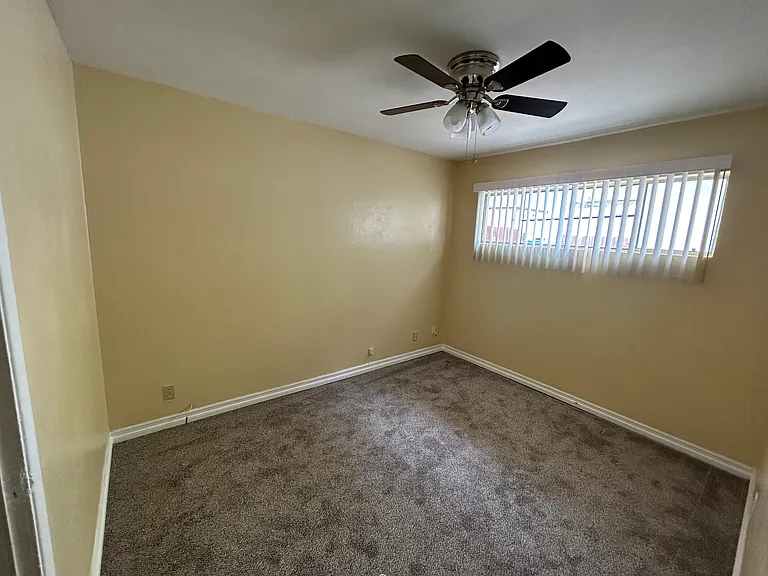 425 Garfield St #C — Photo 5