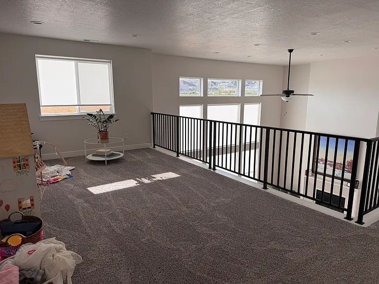 1457 N Arcadia Dr — Photo 19