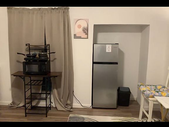 3rd image of 21315 Carisbrook Ln #1