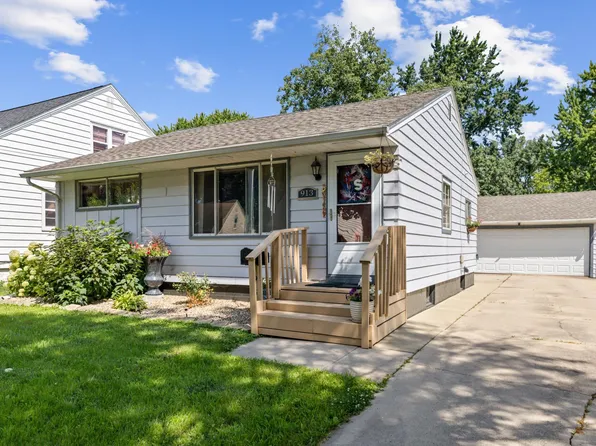 913 14th Ave SE, Austin, MN 55912