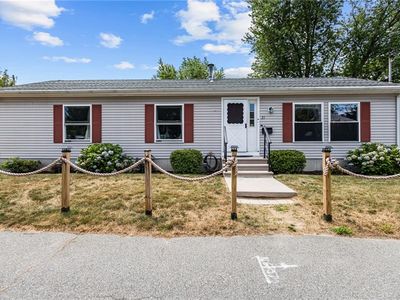 21 Willow St, Riverside, RI, 02915