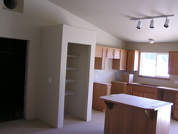 3rd image of 8015 185th Street Ct E