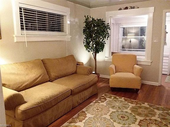 2nd image of 6764 Orchard Blvd