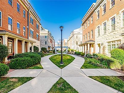 3rd image of 3807 Duckling Walk Gln
