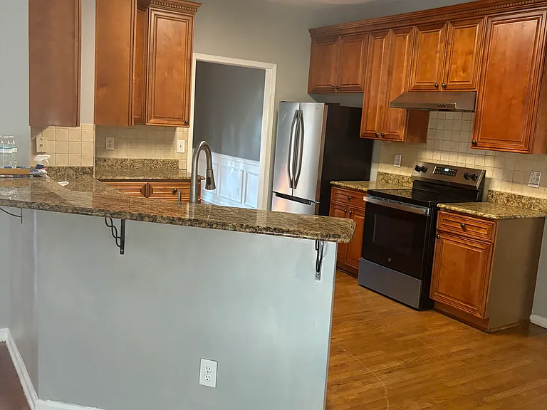 7305 Devonhall Way — Photo 5