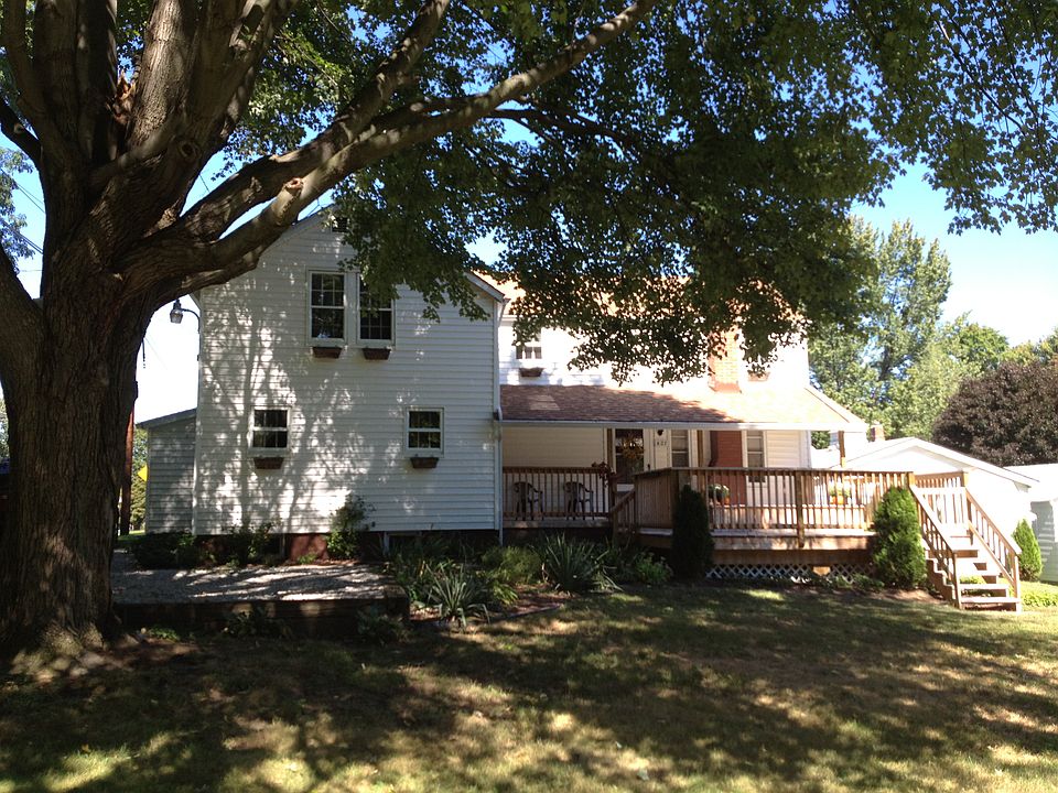 1st image of 427 Bixler Ave