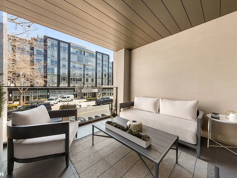 585 Union Ave #2A — Photo 8