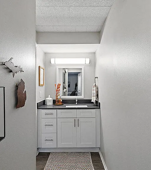 Southgate Apartments & Townhomes — Photo 13