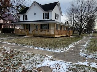 201 E Main St, Chalmers, IN 47929