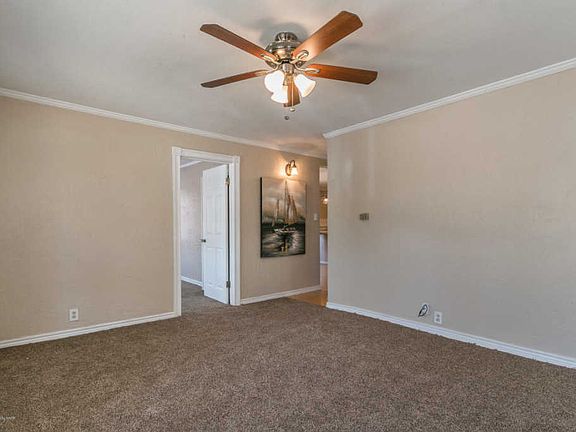 5th image of 1625 Hillcrest St