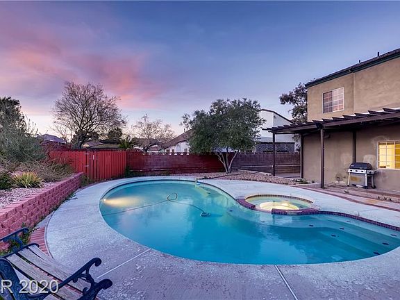 3rd image of 2229 Wilhelmina Cir