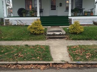 320 McClain Ave, Coshocton, OH 43812