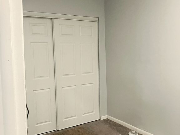 4th image of 2924 N Ridgeway Ave #1