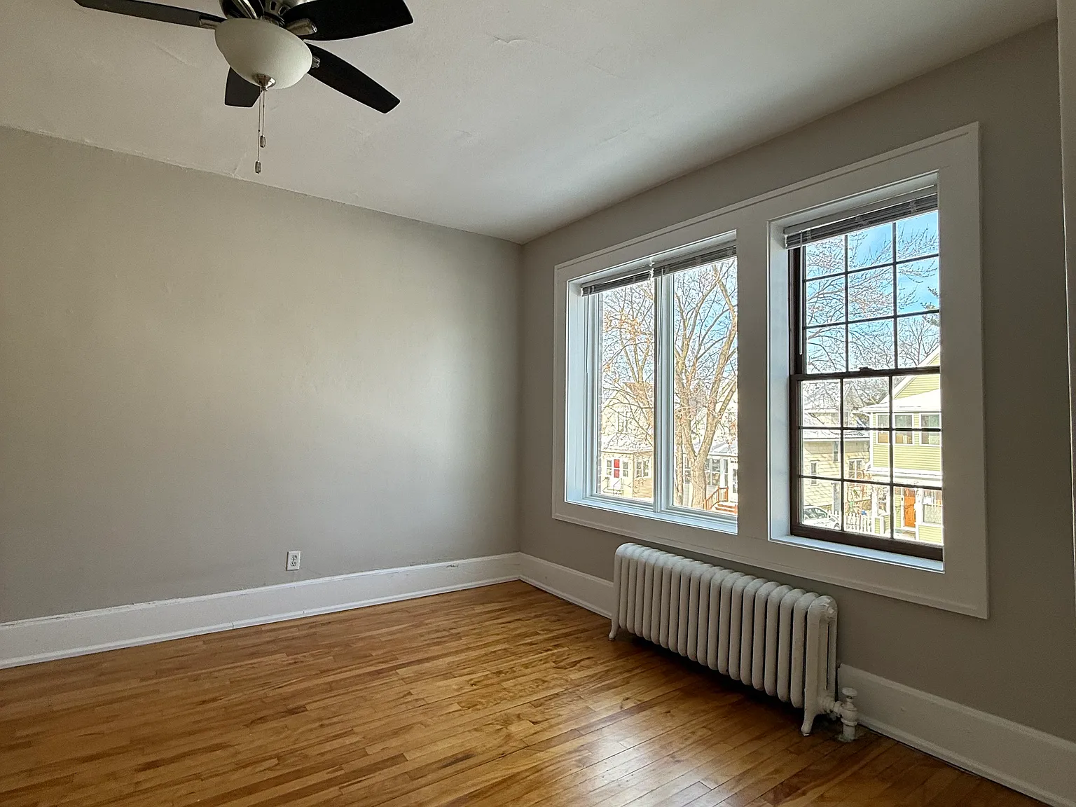 4 bed, $1,959 — Photo 3