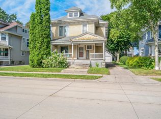 527 Mount Vernon St, Oshkosh, WI 54901