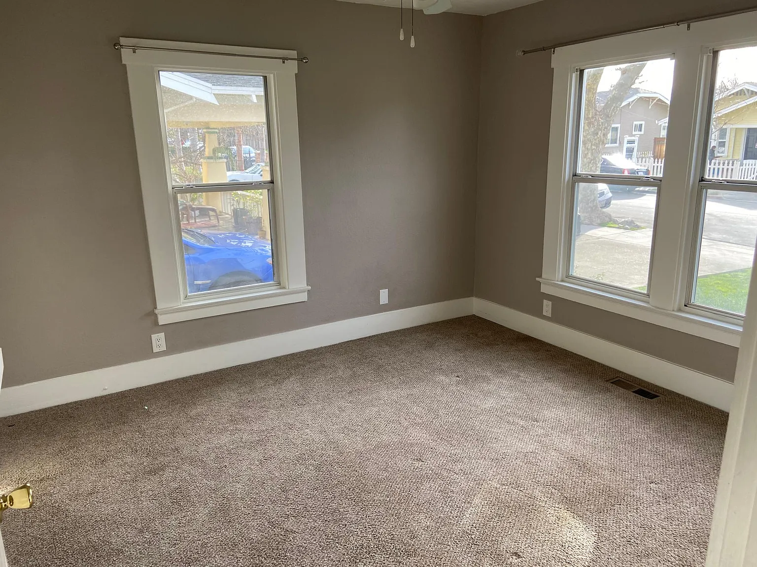 4 bed, 1494 sqft, $4,900 — Photo 3