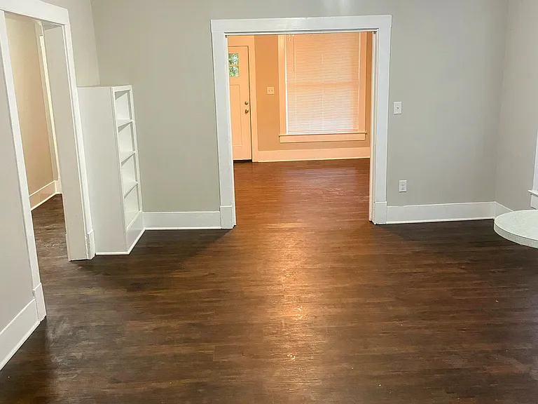 809 N Franklin St #A — Photo 8