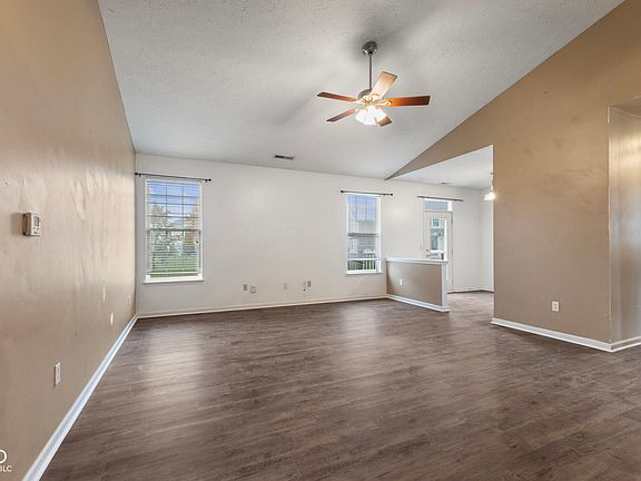 5th image of 2209 Leeward Ct