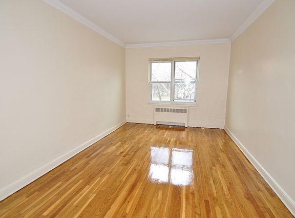 4th image of 5201 39th Ave Floor 2