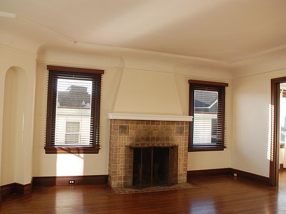 4th image of 315 Westgate Dr