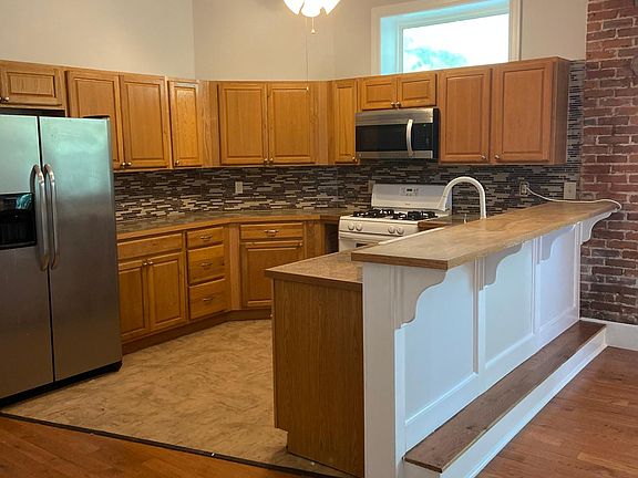 2nd image of 49 Bath St APT 6