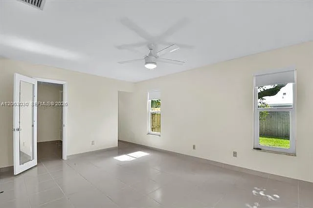 2480 Windsor Rd — Photo 17