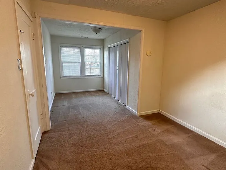 37B Evans Ln — Photo 5