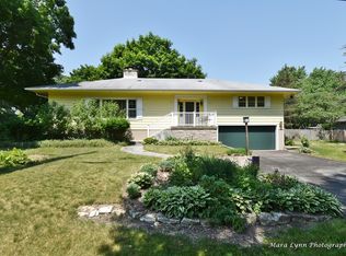 1049 S Jackson St, Batavia, IL 60510